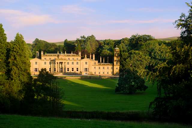 Tempest & Triumph, Plum Guide home in Cumbria