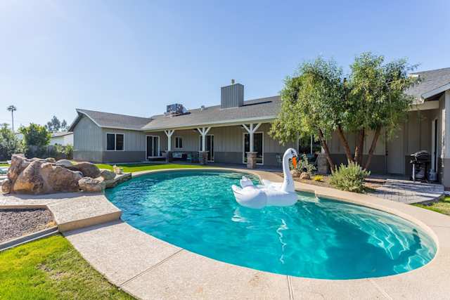 Arizona Blue, Plum Guide home in Scottsdale