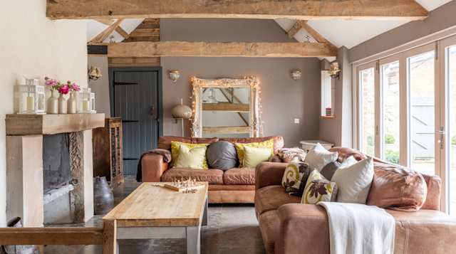 Dilton Vale Farm, Plum Guide home in Wiltshire, UK