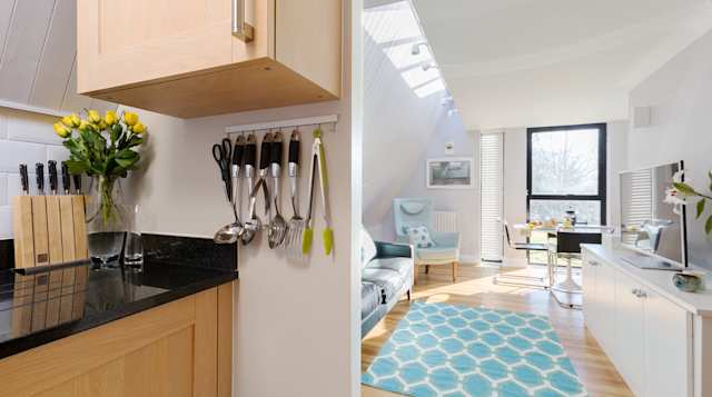 Garden Gatehouse, Plum Guide home in London