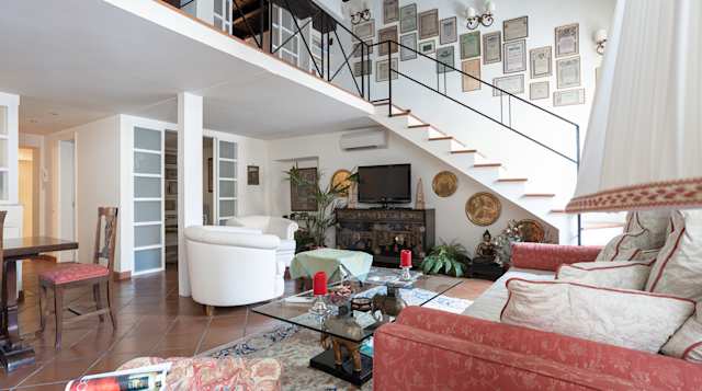 The Exchange, Plum Guide home in Rome