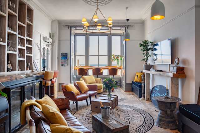 The Grand Hastings, Plum Guide home in East Sussex, UK