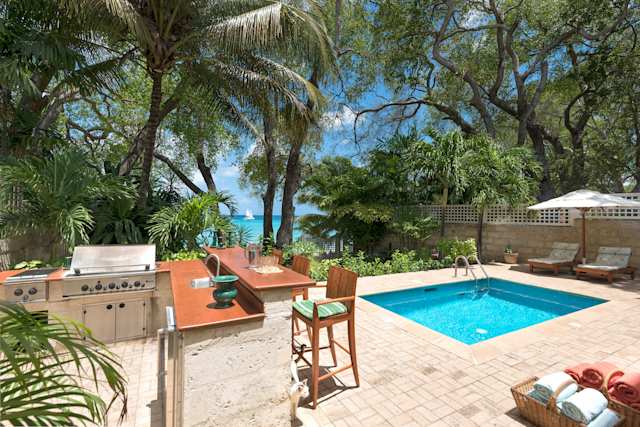 Calypso Rhythms, Plum Guide home in Barbados