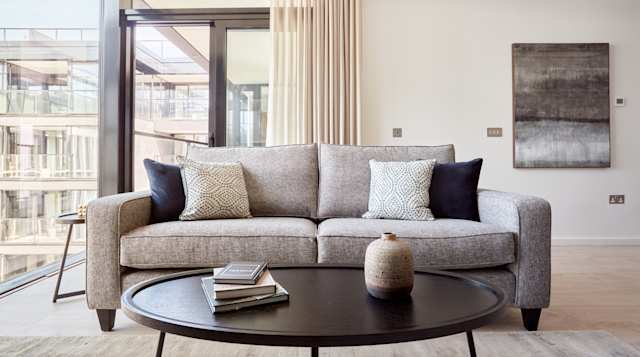 Docklands Blue, Plum Guide home in Dublin