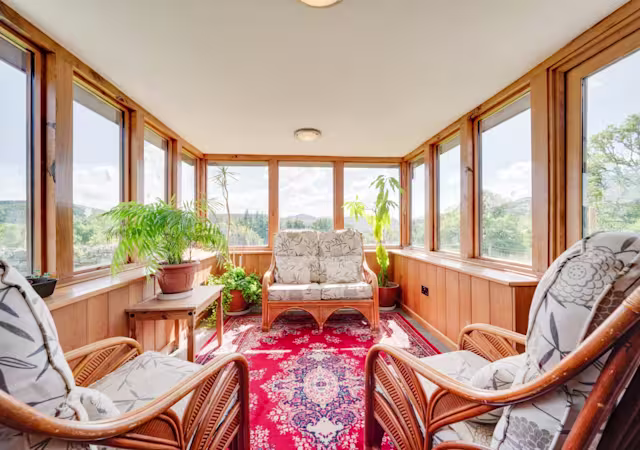 Theory of Relativity, Plum Guide home in Wales