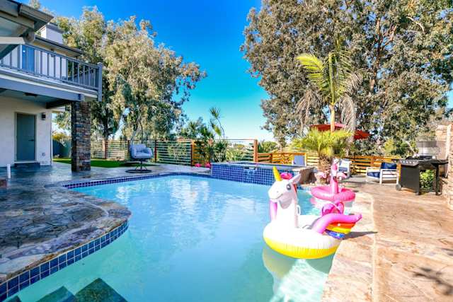 Sizzle Sizzle, Plum Guide home in San Diego, US