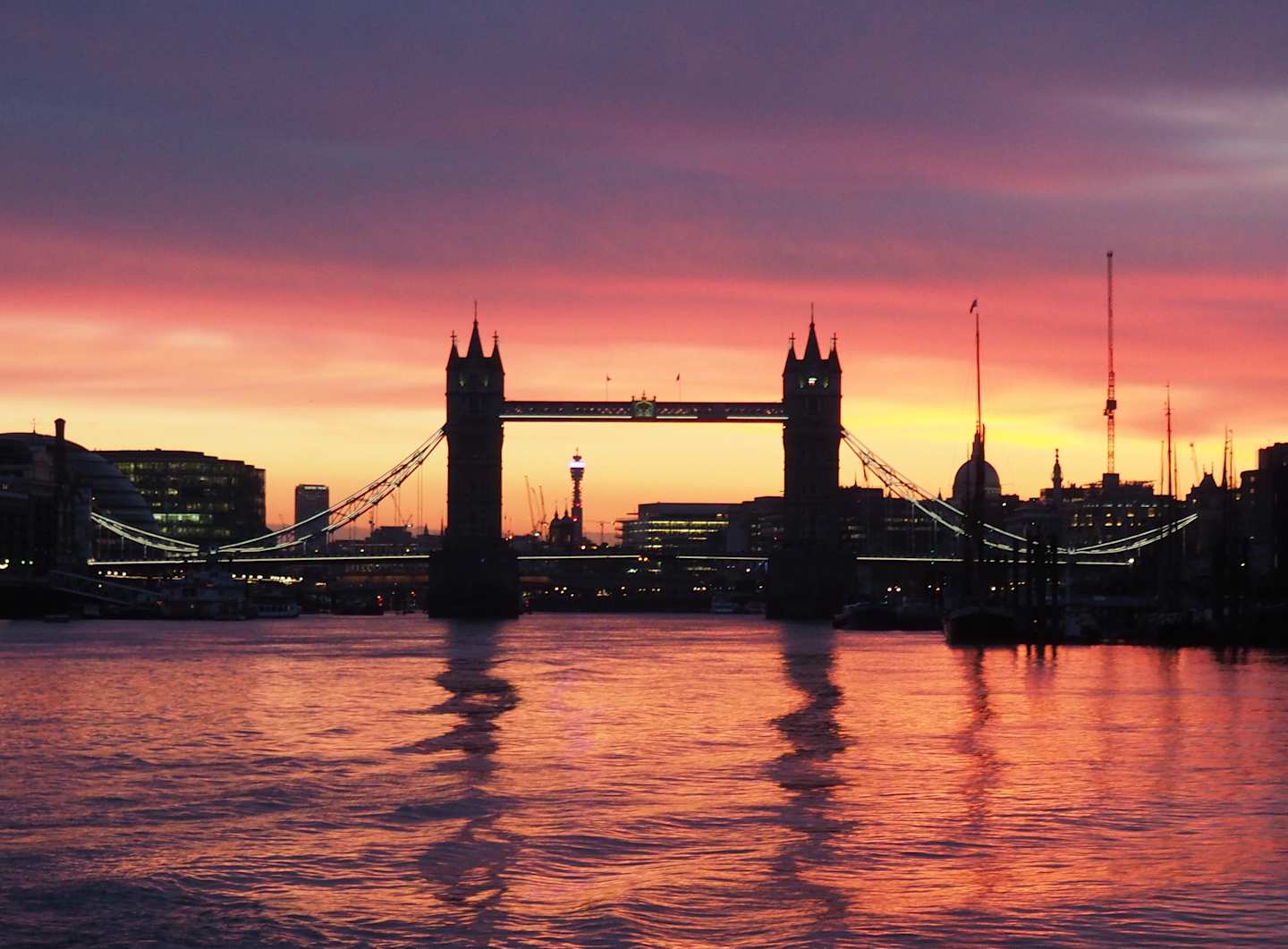 Sunset across the Thames, London