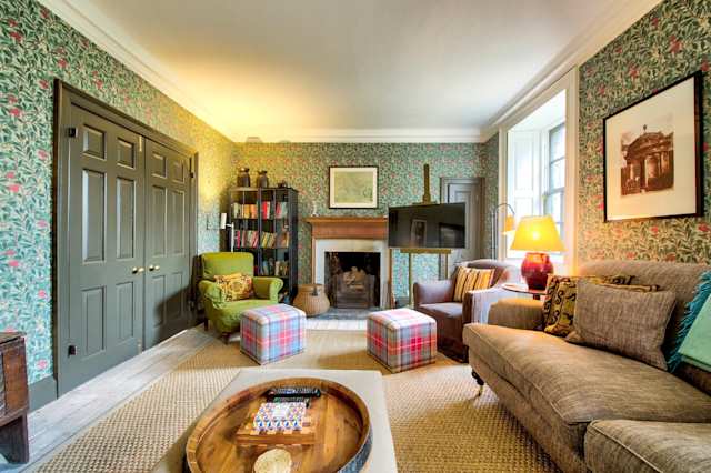 The House On The Hill, Plum Guide home in Edinburgh, UK