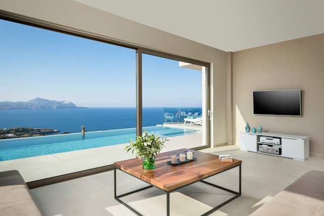 Guilty Secret, Plum Guide home in Greece