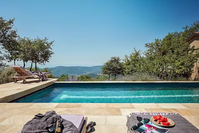 The Golden Flood, Plum Guide home in Umbria