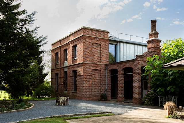Highgrove, Plum Guide home in Hertfordshire, UK