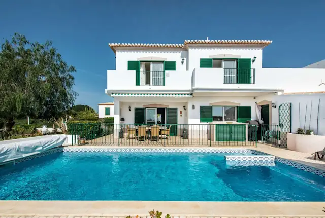 Gardenias & Palms, Plum Guide home in Algarve, Portugal