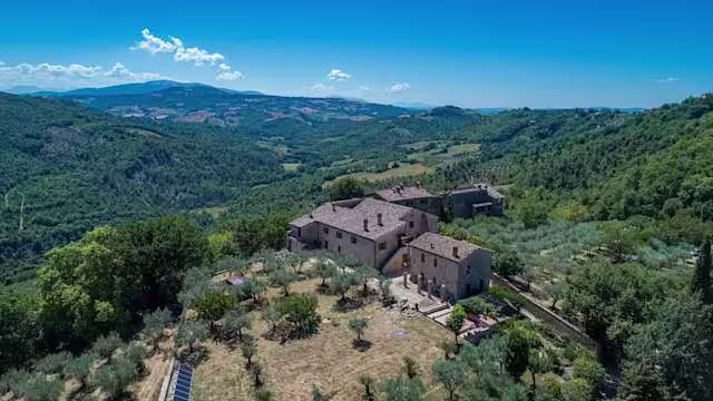 Monasticism, Plum Guide home in Umbria