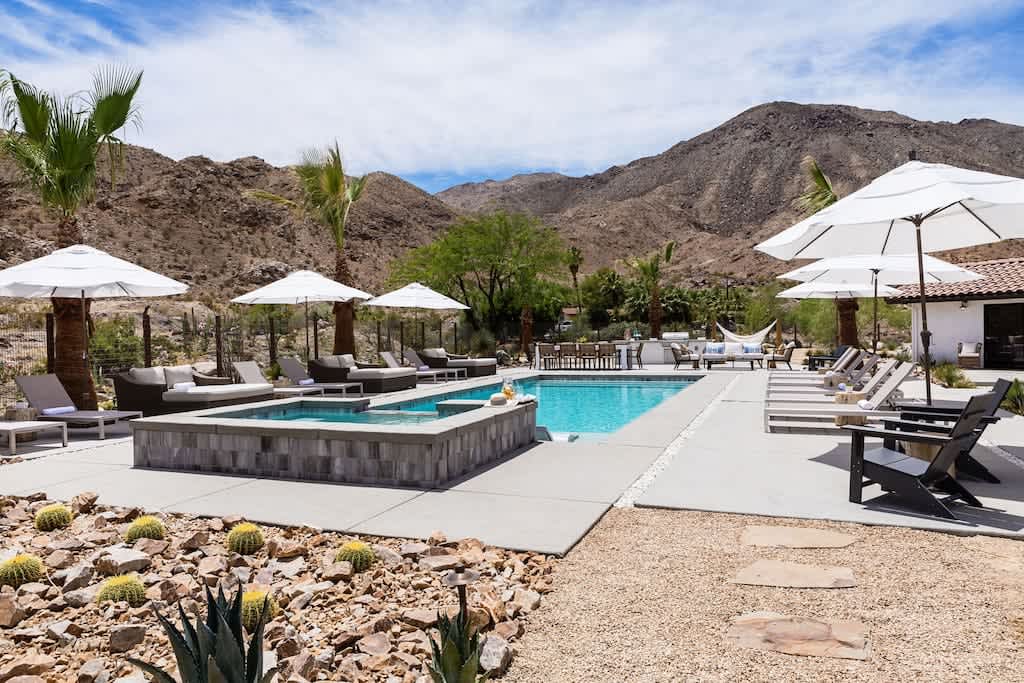 The Best Time to Visit Palm Springs Plum Guide