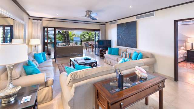 Midsummer Azure, Plum Guide home in Barbados