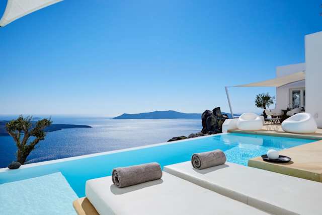 Soothe My Soul, Plum Guide home in Santorini, Greece