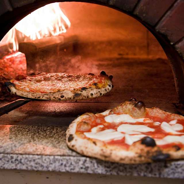 Fresh from the Oven: The 11 Best Pizzas in Rome | Plum Guide