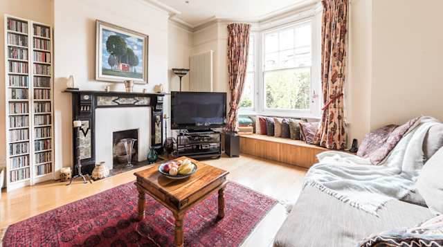 Funtherapy, Plum Guide home in London