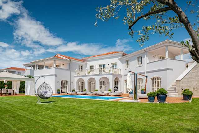The White House, Plum Guide home in Istria County, Croatia