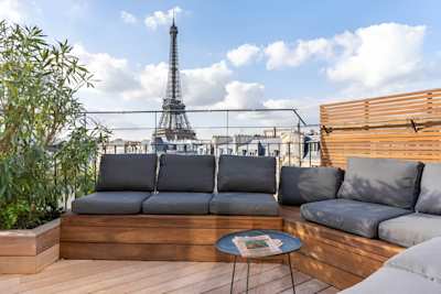 Eiffel Vistas, a Plum Guide home in Paris