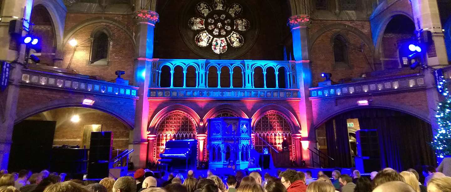 Venue with live music in London
