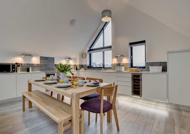 Ridge Row, Plum Guide home in Devon