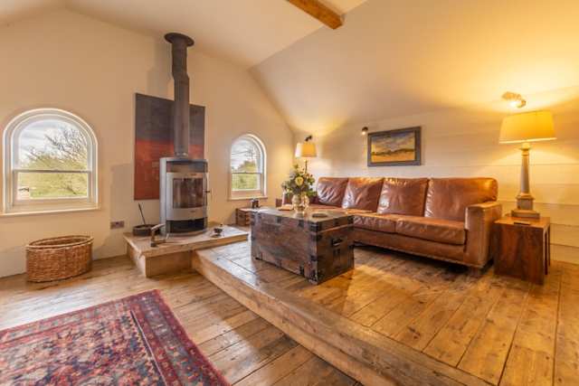 Sparkle & Oak, Plum Guide home in Norfolk, UK