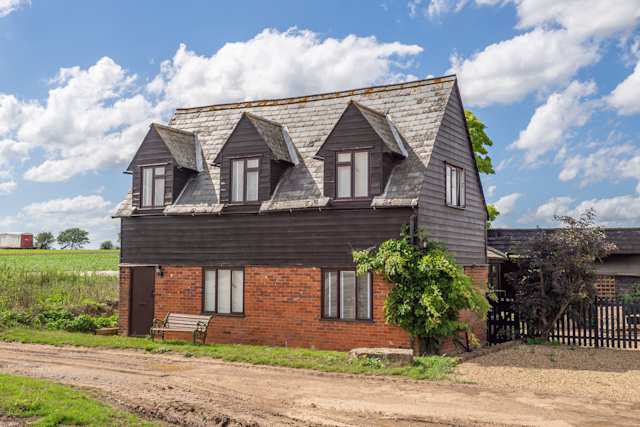 Granary & Jam, Plum Guide home in Essex, UK