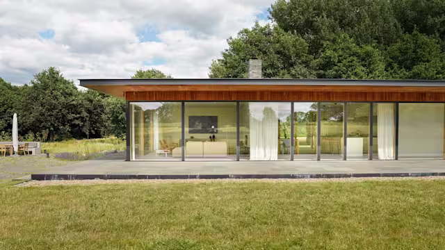 The Pavilion House, Plum Guide home in Suffolk
