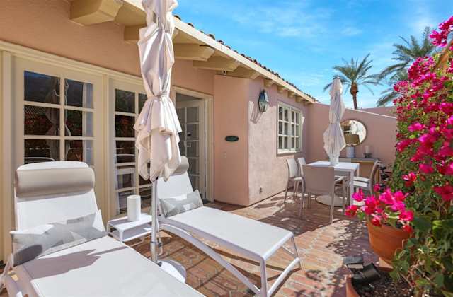 Turn on the Heat, Plum Guide home in California, USA