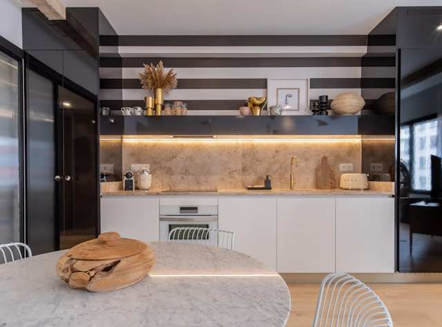 Open Your Eyes, Plum Guide home in Madrid, Spain