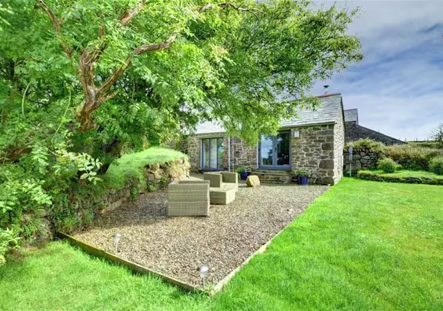 Cornish Cottage, Plum Guide home in Cornwall