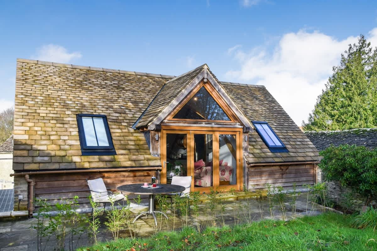 Our Favourite Romantic Log Cabin Breaks | Plum Guide