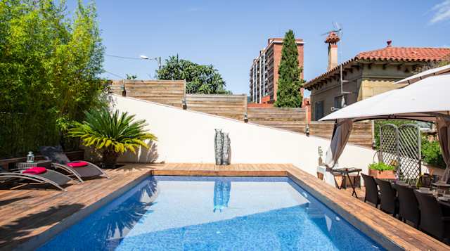 Opulent Ruby, Plum Guide home in Barcelona