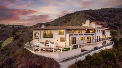 High on the Hill, a Plum Guide home in Hollywood Hills, Los Angeles 