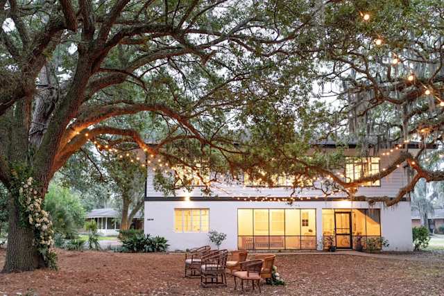 Damn Fine Coffee, Plum Guide home in South Carolina, USA