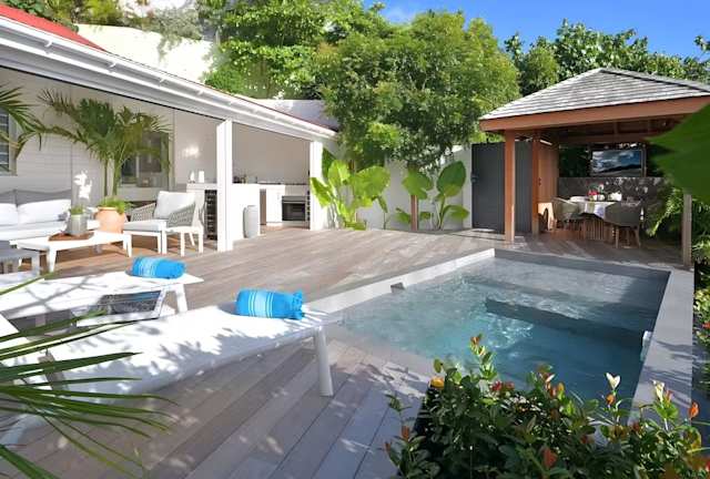 A Sea of Color, Plum Guide home in Saint Barthélemy