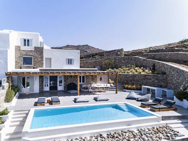 Don't Wake Me If I'm Dreaming, Plum Guide home in Mykonos, Greece