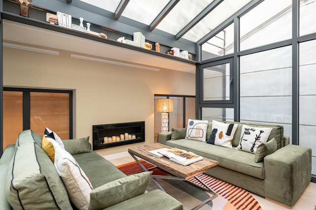 The Glass Menagerie, Plum Guide home in Paris