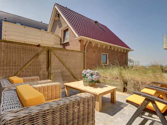 Fond of Sand Dunes, Plum Guide home in the Netherlands