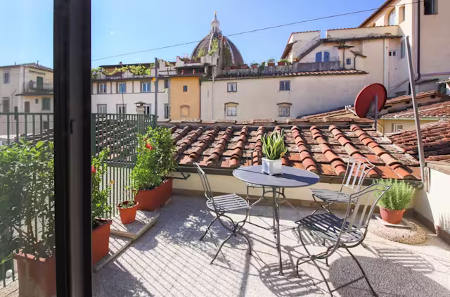 Duomo Dream, Plum Guide home in Florence