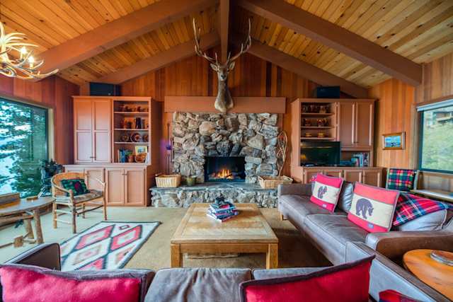 Water Pines, Plum Guide home in Lake Tahoe, USA