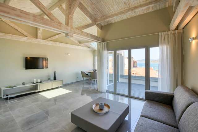 Luna Rossa, Plum Guide home in Calvi, France