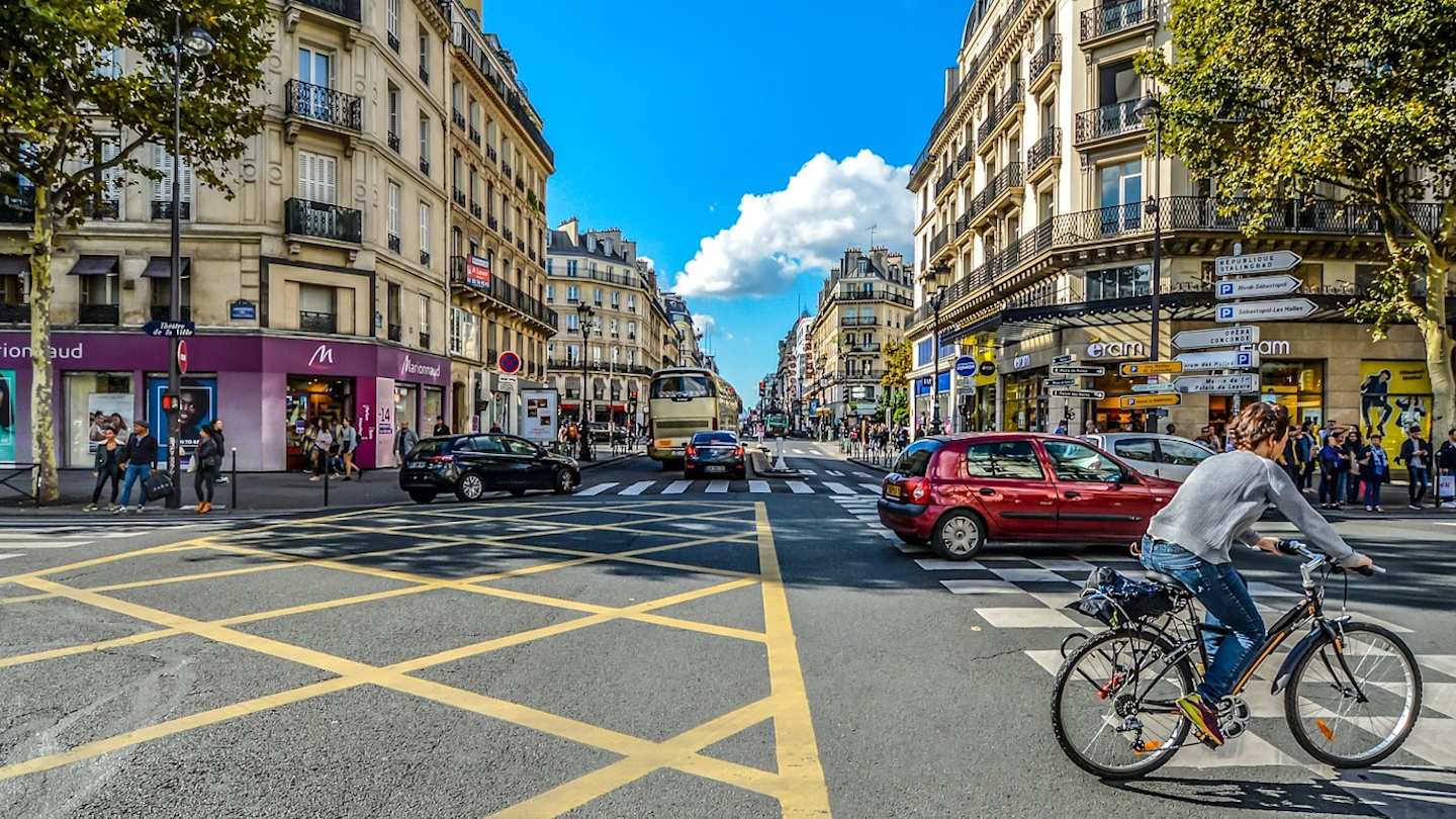 Cyclist in Paris