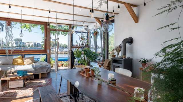 Floating Island, Plum Guide home in Berlin