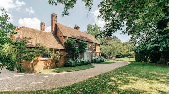 The Lark Ascending, Plum Guide home in Buckinghamshire, UK