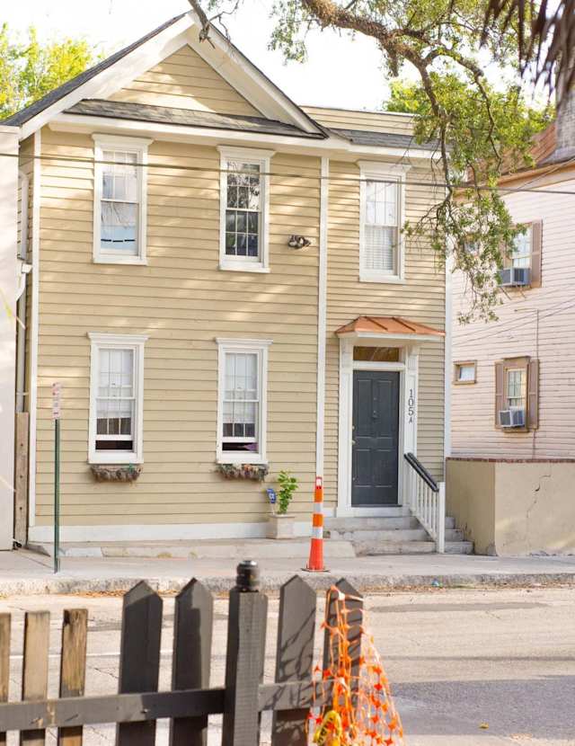 Rockfish, Plum Guide home in Charleston, SC, USA