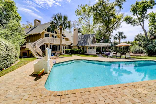 Smoke on the Water, Plum Guide home in South Carolina, USA