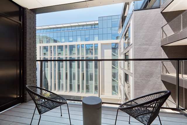 Docklands Day, Plum Guide home in Dublin