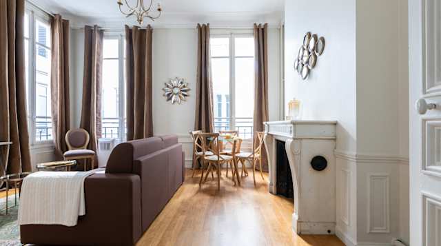 Black Stallion, Plum Guide home in Paris